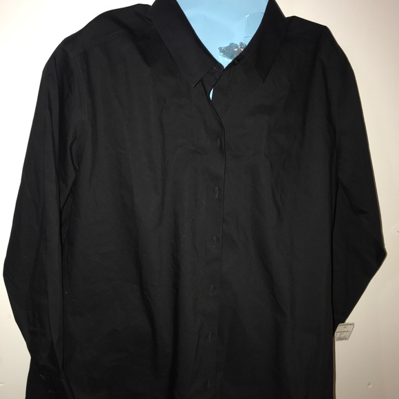 🚫💲OLD LOCALLY🚫 Hi-Lo Plus button down - Picture 4 of 5